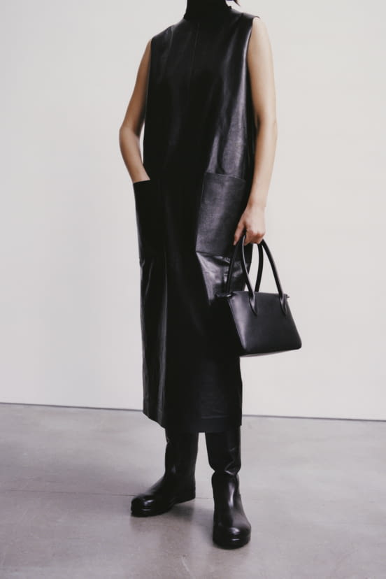 woman<br>FW21