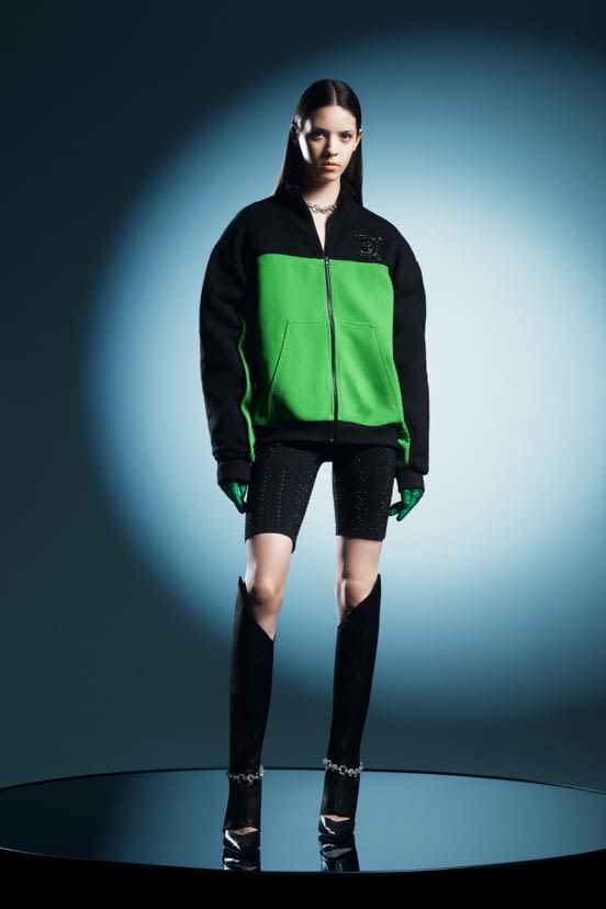 woman<br>FW21