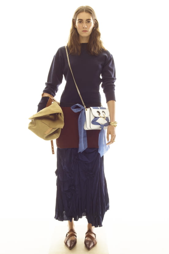woman<br>RS18