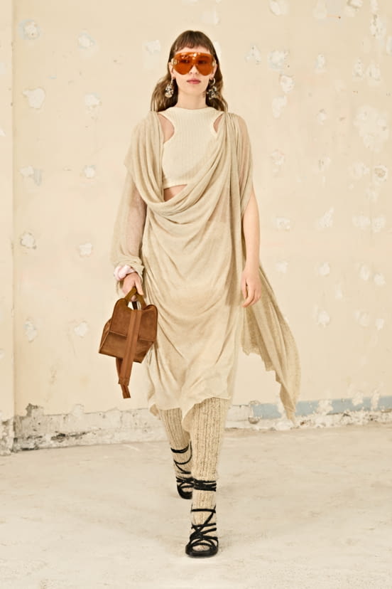 woman<br>FW21