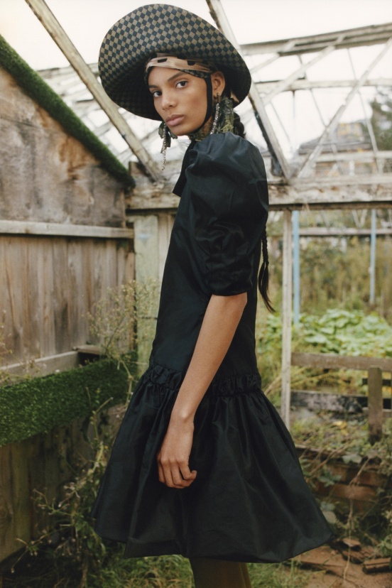 woman<br>PF19