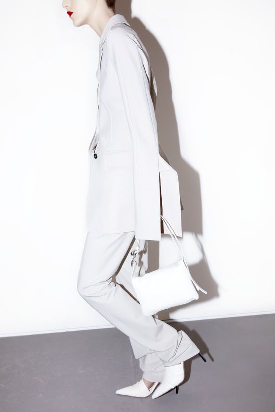 woman<br>Resort 2025