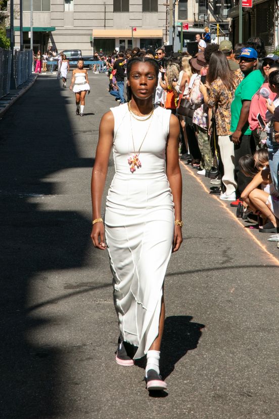 woman<br>SS23