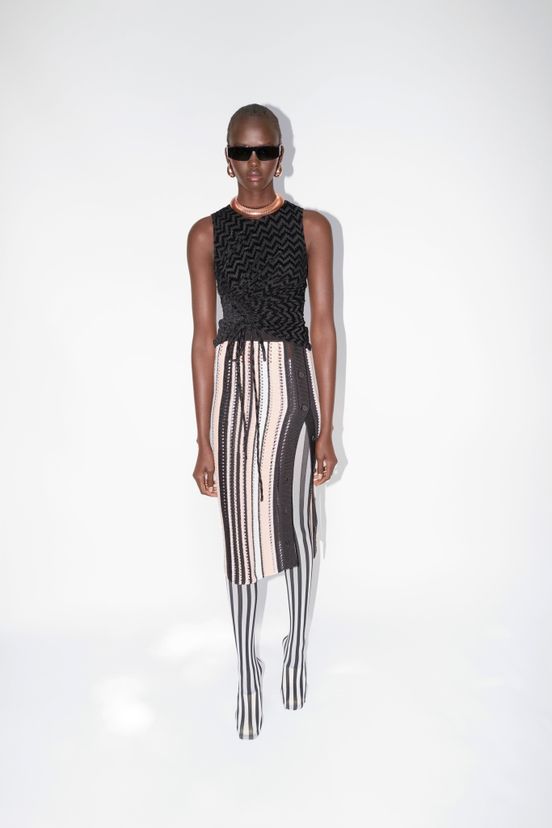 woman<br>Resort 2025