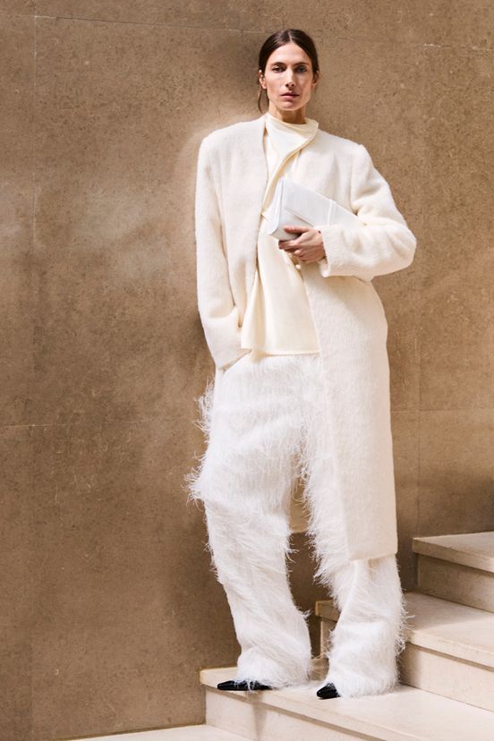 woman<br>FW25