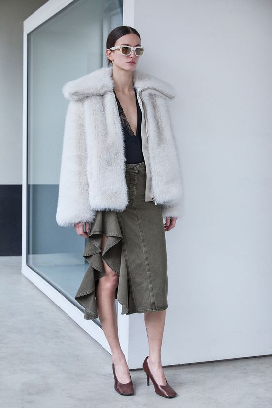 woman<br>FW25