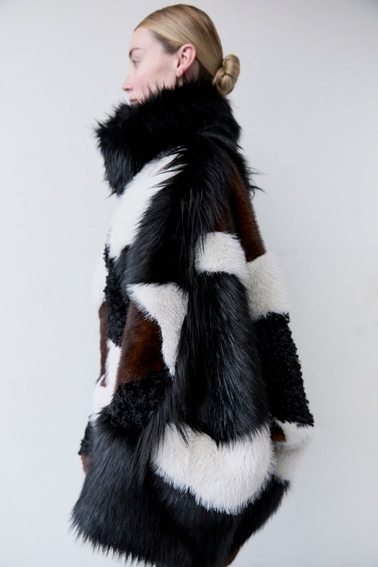 woman<br>FW25