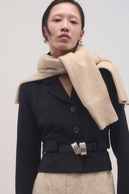 woman<br>Pre-Fall 2025