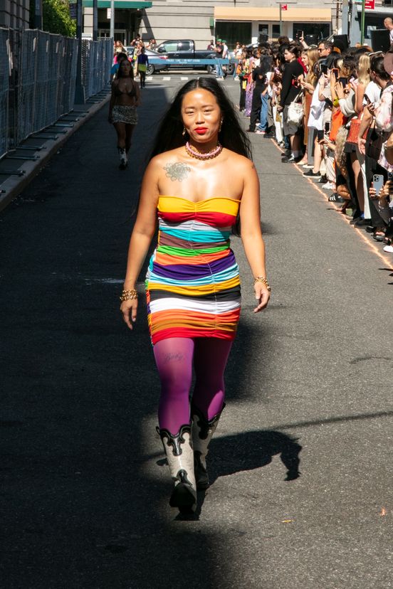 woman<br>SS23