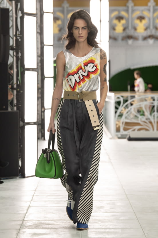 woman<br>SS21