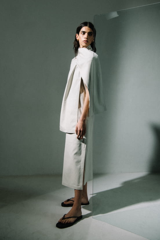 woman<br>SS21