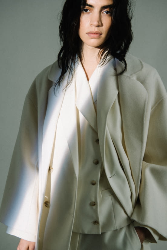 woman<br>SS21
