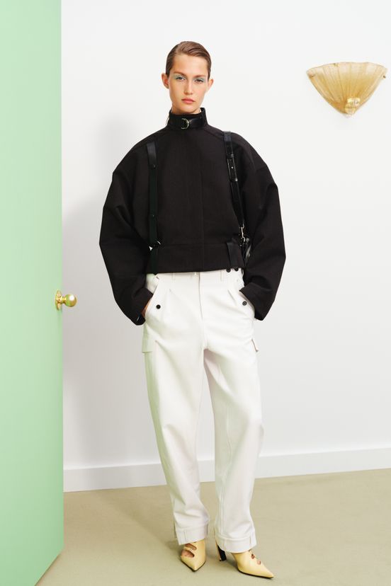 woman<br>Resort 2025