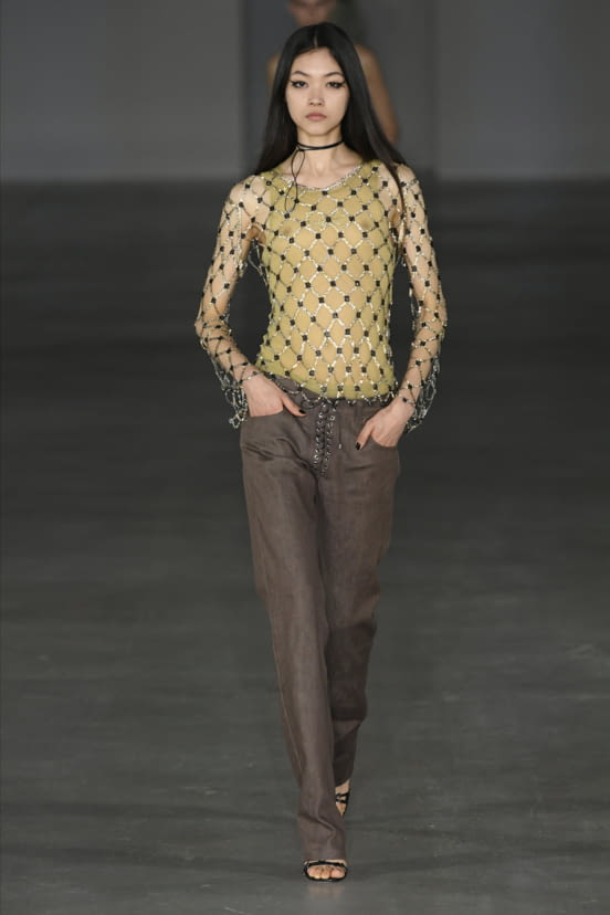 woman<br>FW22