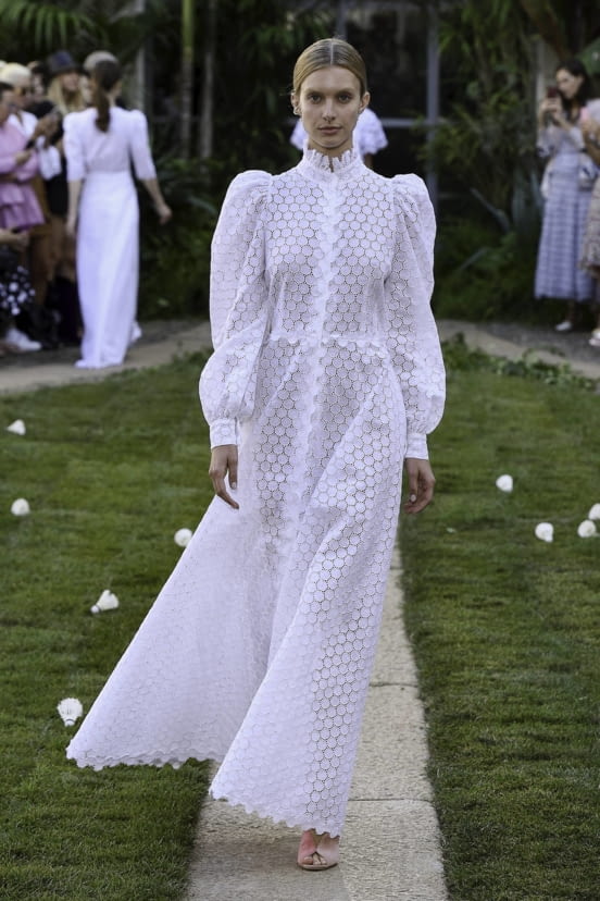woman<br>SS20