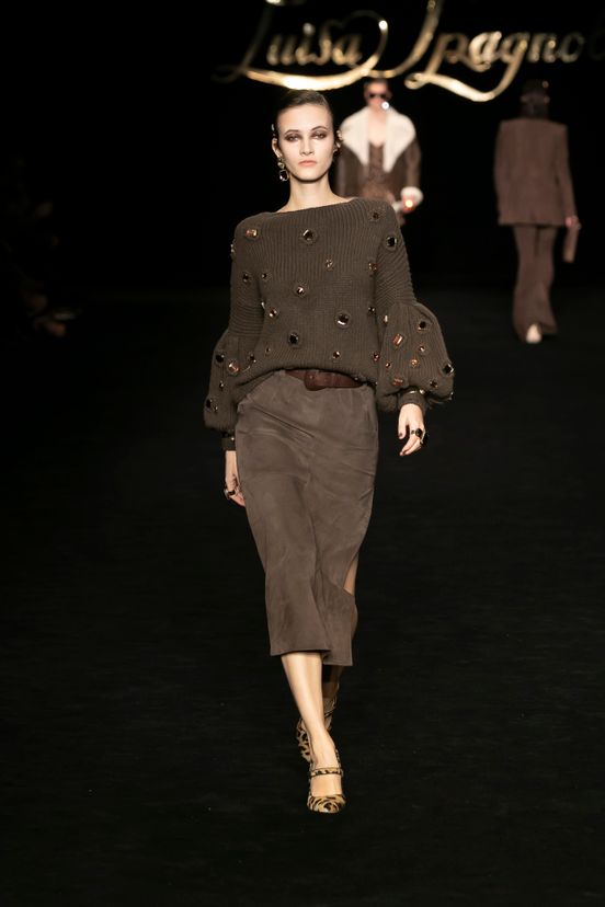 woman<br>FW23