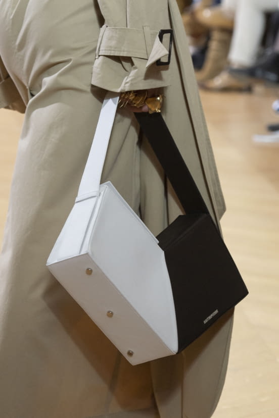 accessory<br>FW22