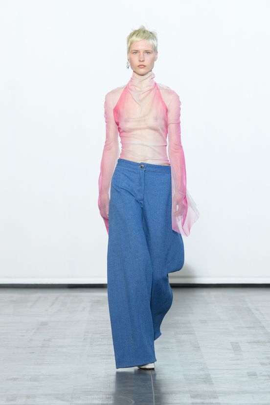 woman<br>FW23