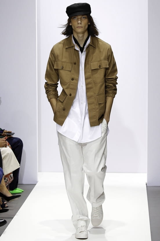 woman<br>SS19
