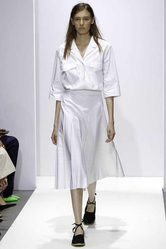 woman<br>SS19
