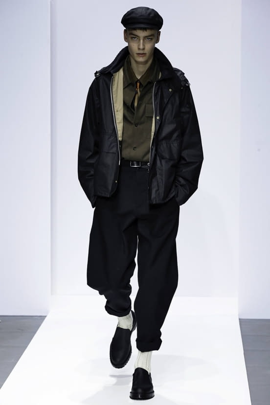 woman<br>FW19