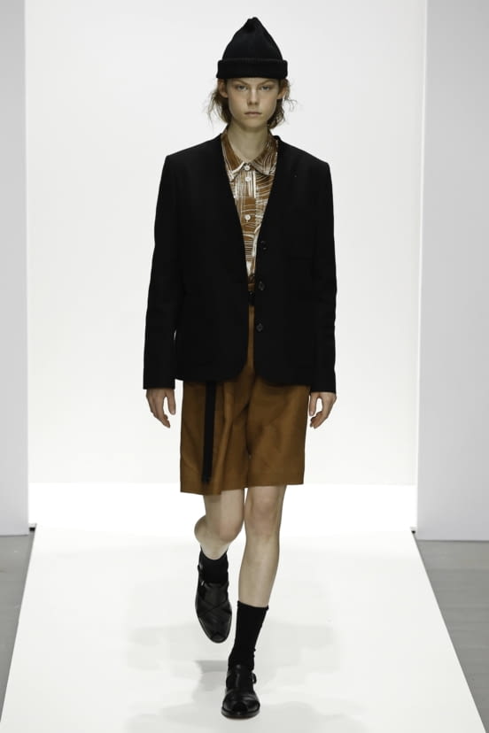 woman<br>SS20