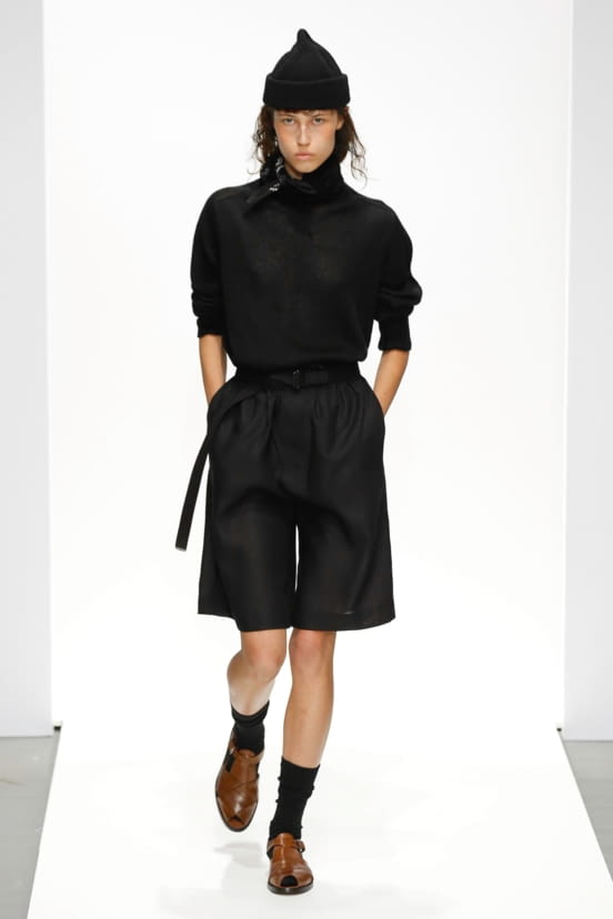 woman<br>SS20