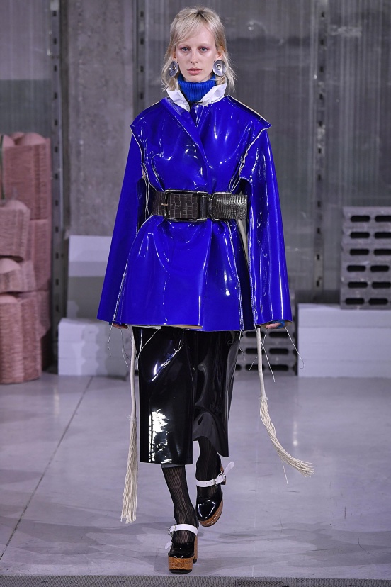 woman<br>F/W 18