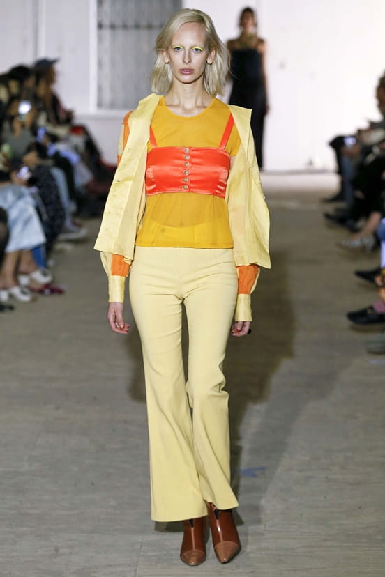 woman<br>FW18