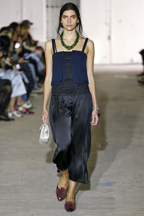 woman<br>FW18