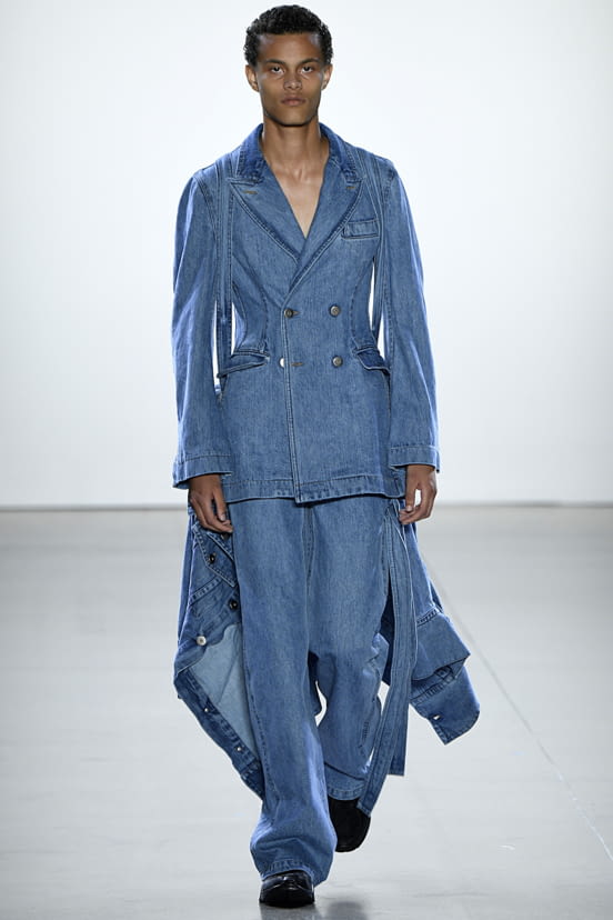 woman<br>SS19