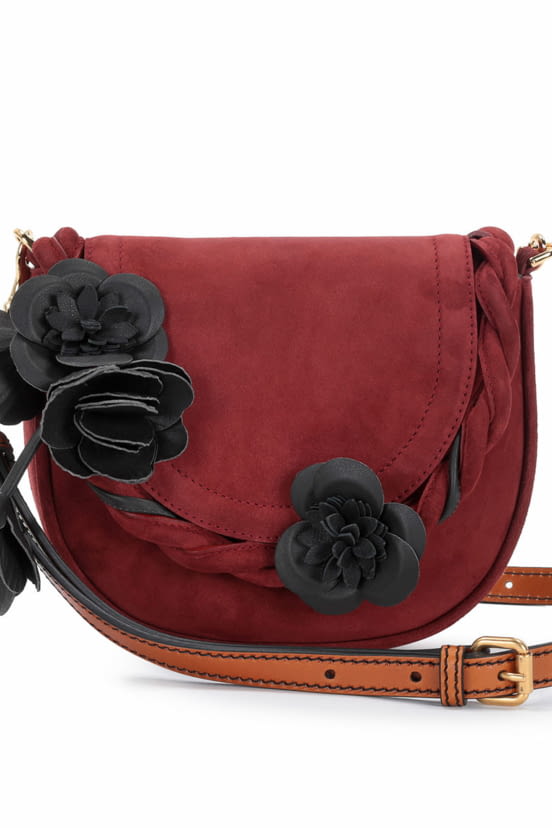accessory<br>FW19