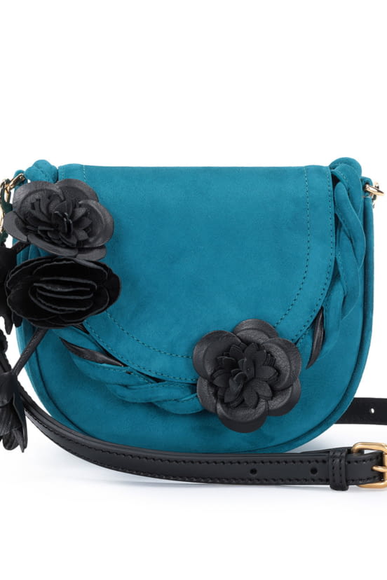 accessory<br>FW19