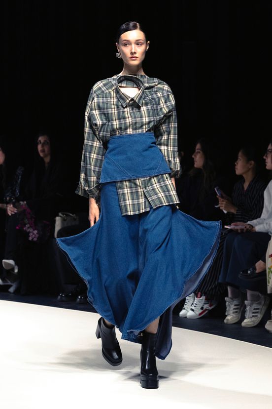 woman<br>Spring-Summer 2025