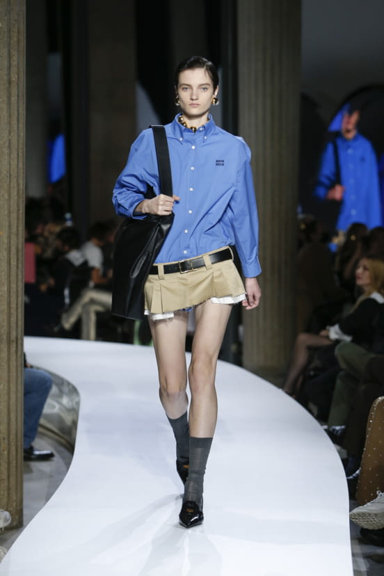 woman<br>SS22