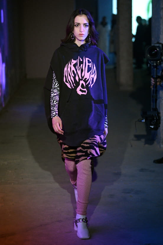 woman<br>FW20