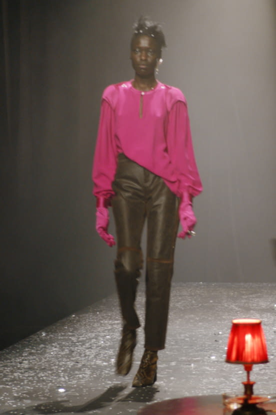 woman<br>FW21