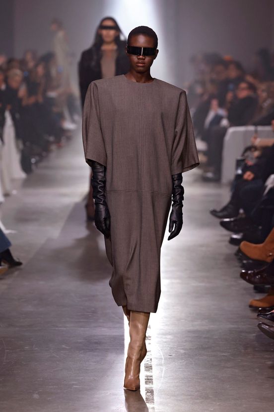 woman<br>FW25