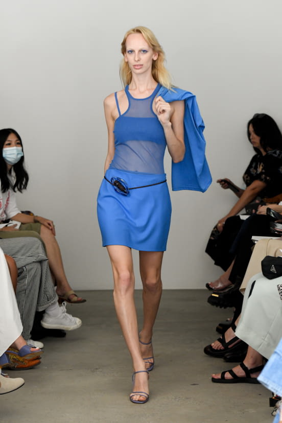 woman<br>SS22