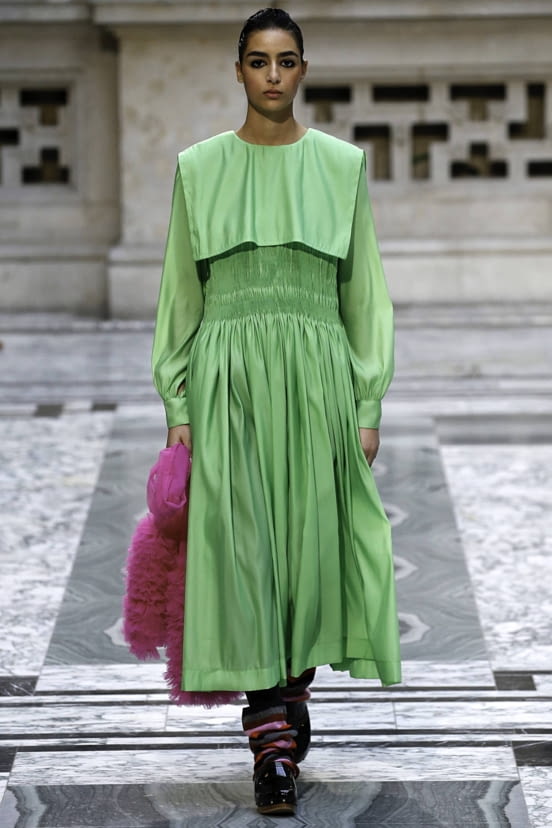 woman<br>FW19