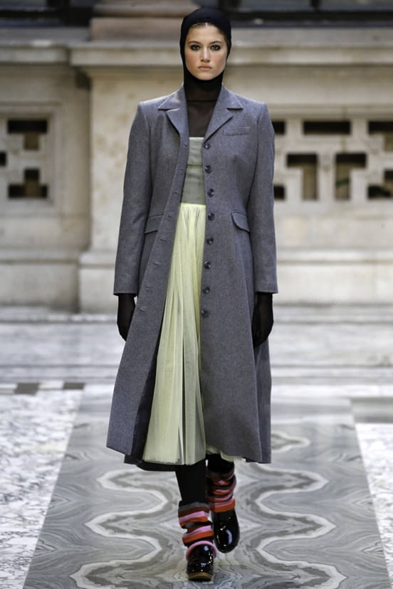 woman<br>FW19