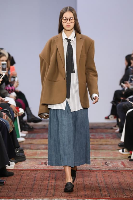 woman<br>FW20