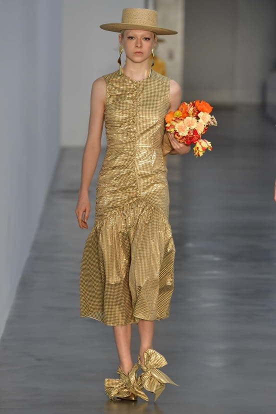 woman<br>SS18