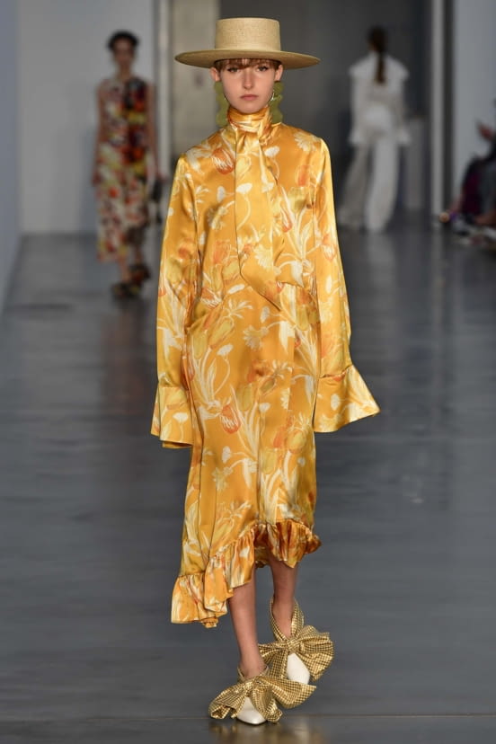 woman<br>SS18