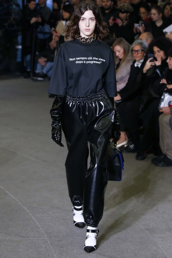 woman<br>FW18