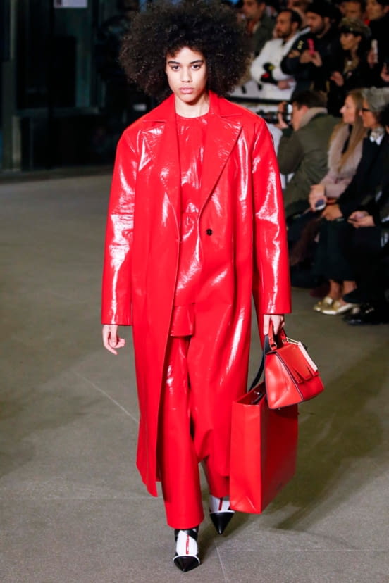 woman<br>FW18