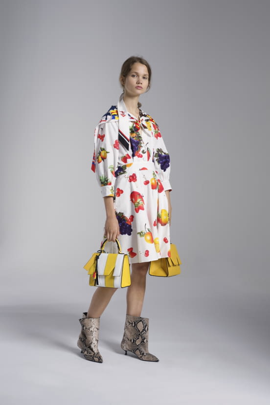 woman<br>RS19