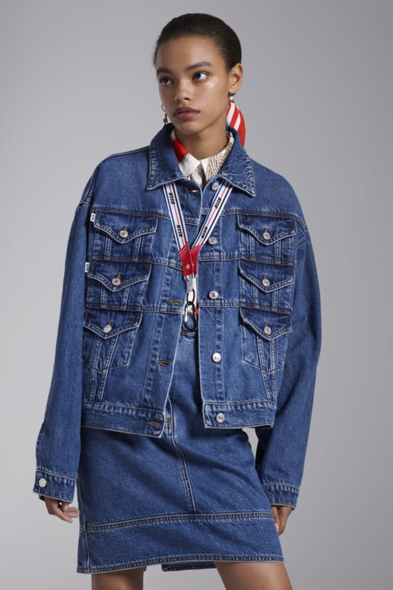 woman<br>RS19