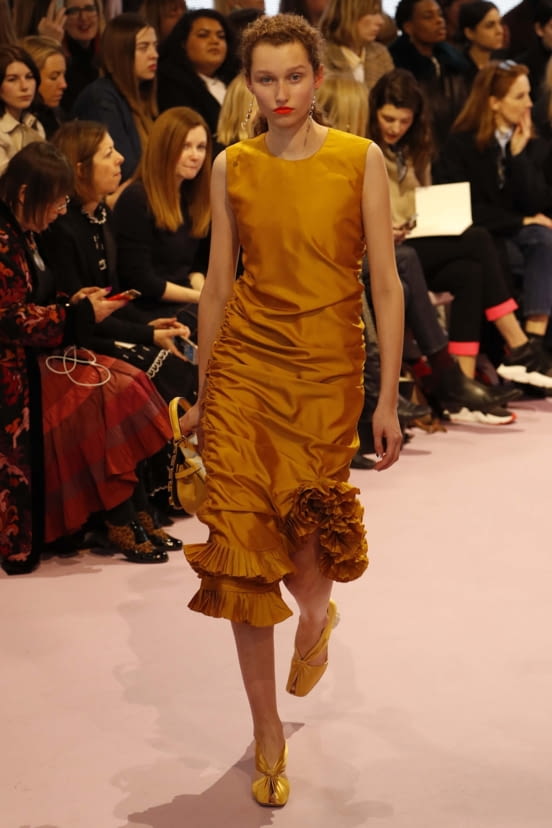 woman<br>SS18