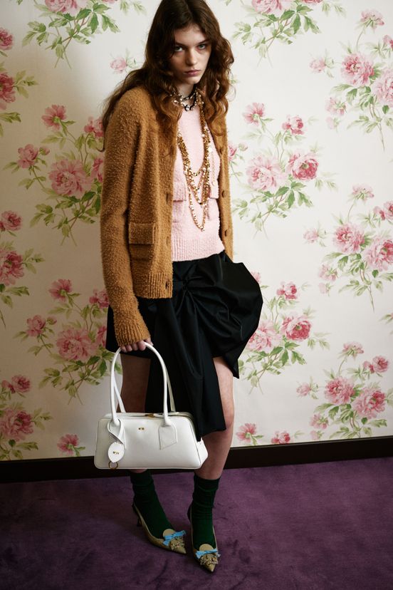 woman<br>Pre-Fall 2025